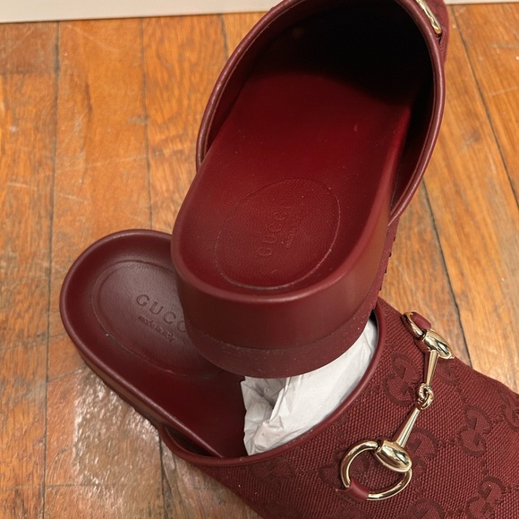Gucci "Sol" monogram cotton canvas mules with golden bit strap /color burgundy - Picture 10 of 15